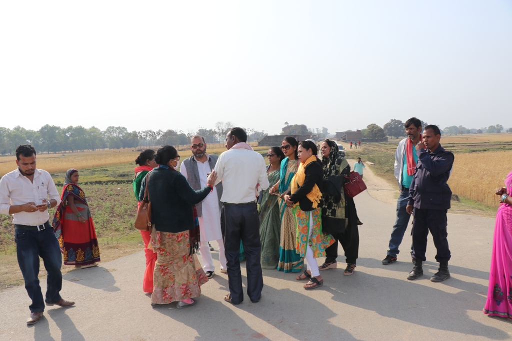 भारतले दशगजामा बनाएको सडकका कारण नरैनारपुर गाउपालिका डुवानको जोखिममा