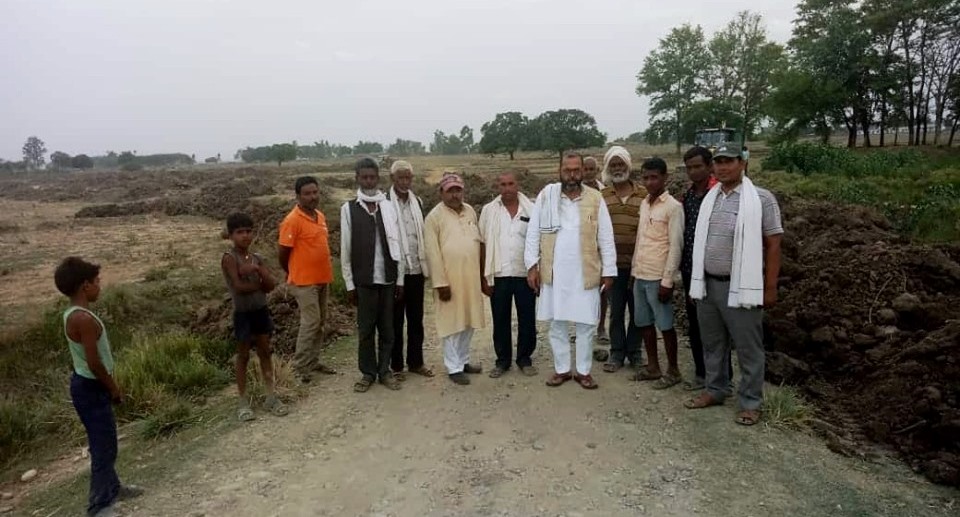 नरैनापुरको बाटो आठ मिटर चौडा गरिँदै