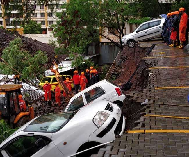 भारतको पुणेमा पर्खाला भत्किंदा १७ जनाको मृत्यु