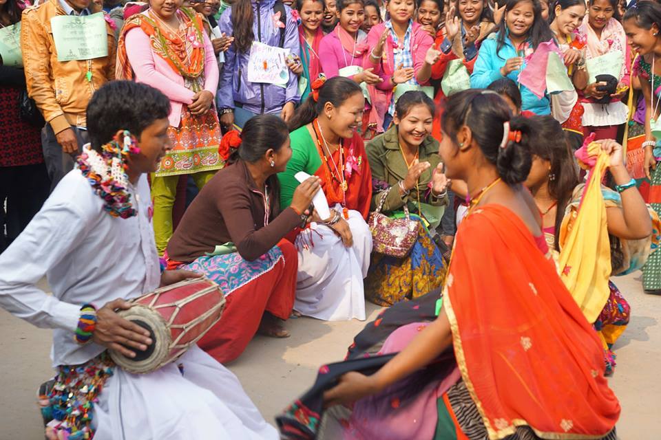 माघ मिलनमा थारु कलाकारको प्रस्तुती हुने