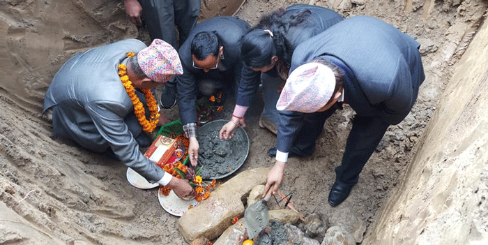 ‘थारु कल्चरल भिलेज’ निर्माण शुरु