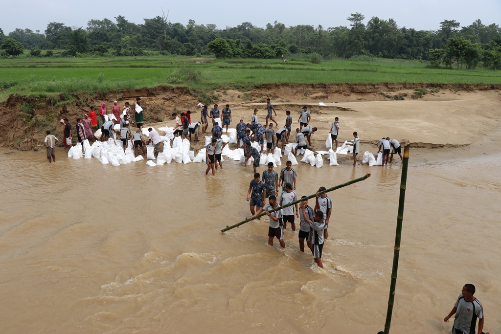 कोहलपुरको जानकी टोल जोगाउन यसरी गरियो पहल (फोटो कथा)