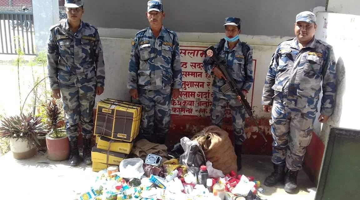 सशस्त्र प्रहरीद्वारा अवैध सामग्री बरामद