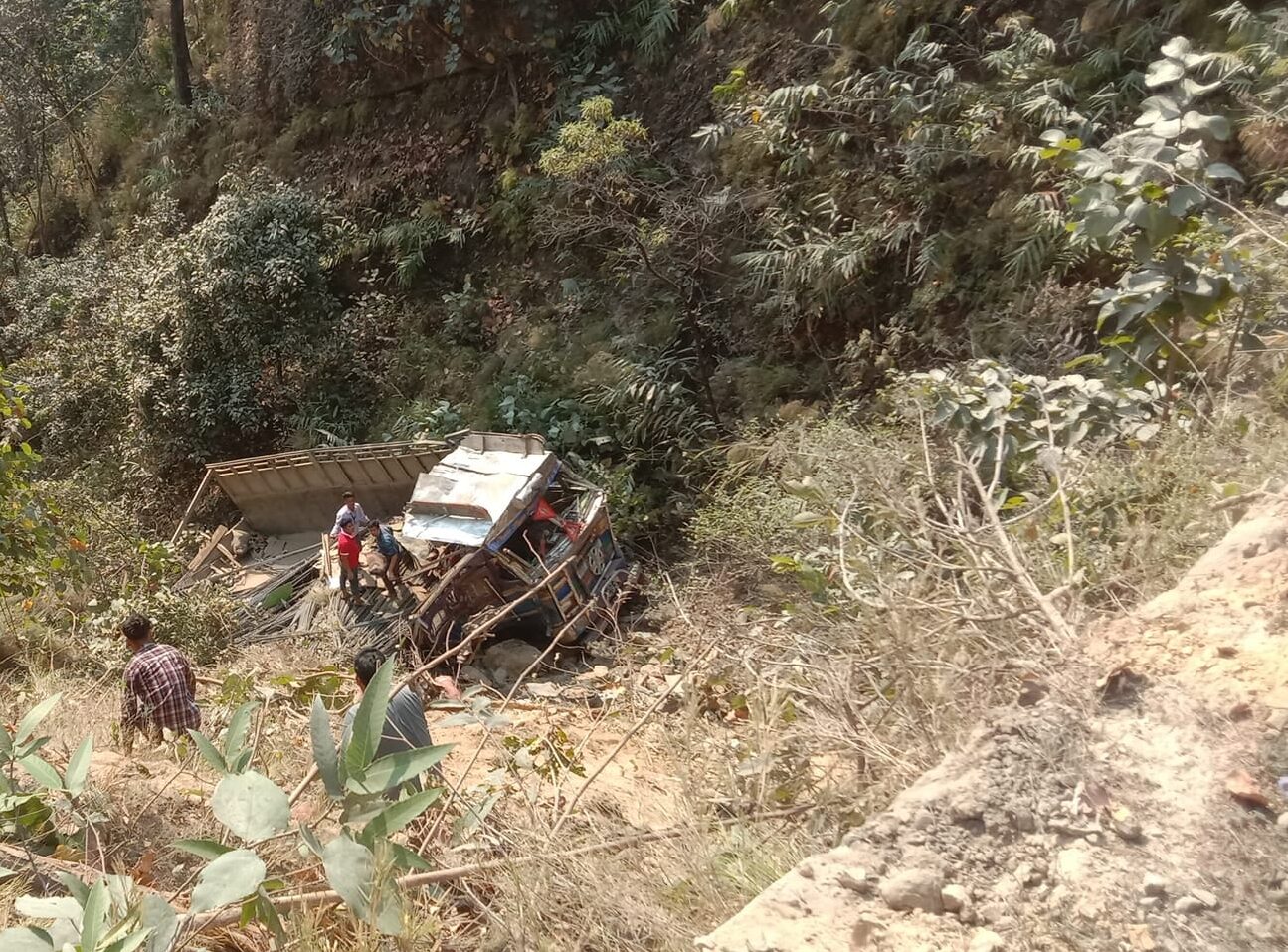 छुट्टाछुट्टै दुर्घटनामा दुईजनाको मृत्यु