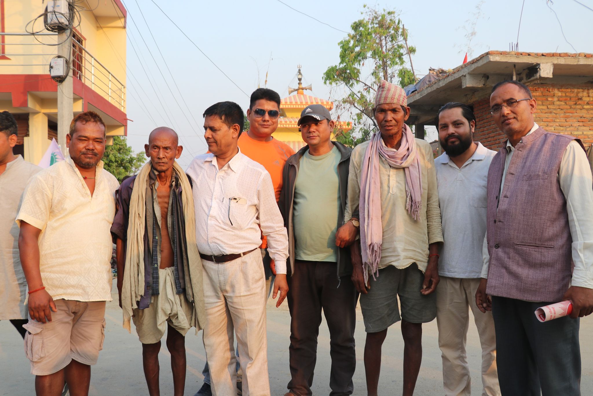 एमालेद्वारा कोहलपुरमा हाइकमाण्डको साथमा उम्मेदवारको परिचयसंगै घरदैलो